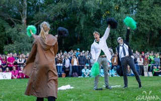 cheer-klara-21