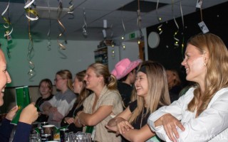 1_cheer-klara-14-1