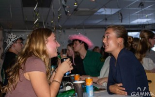 1_cheer-klara-31