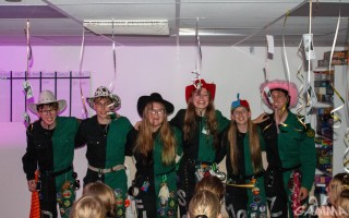 1_cheer-klara-39