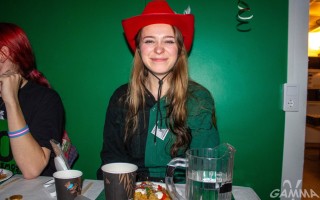 1_cheer-klara-9-1